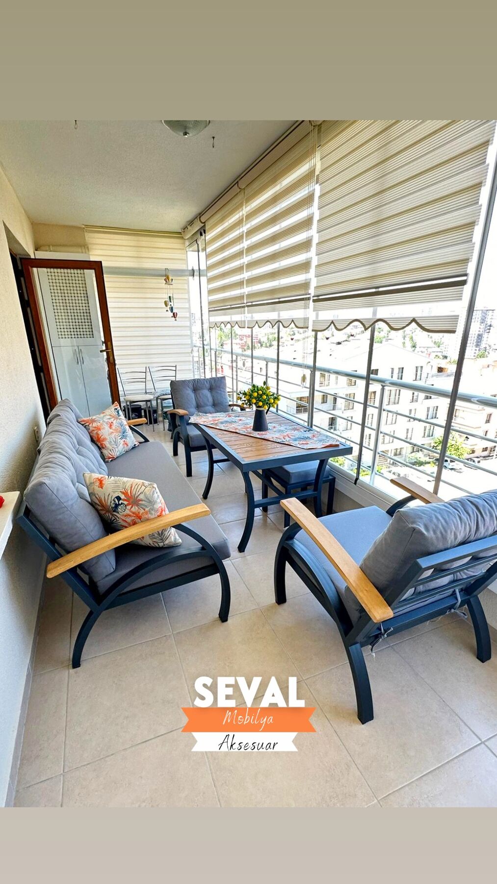 Nilüfer Balkon Takımı