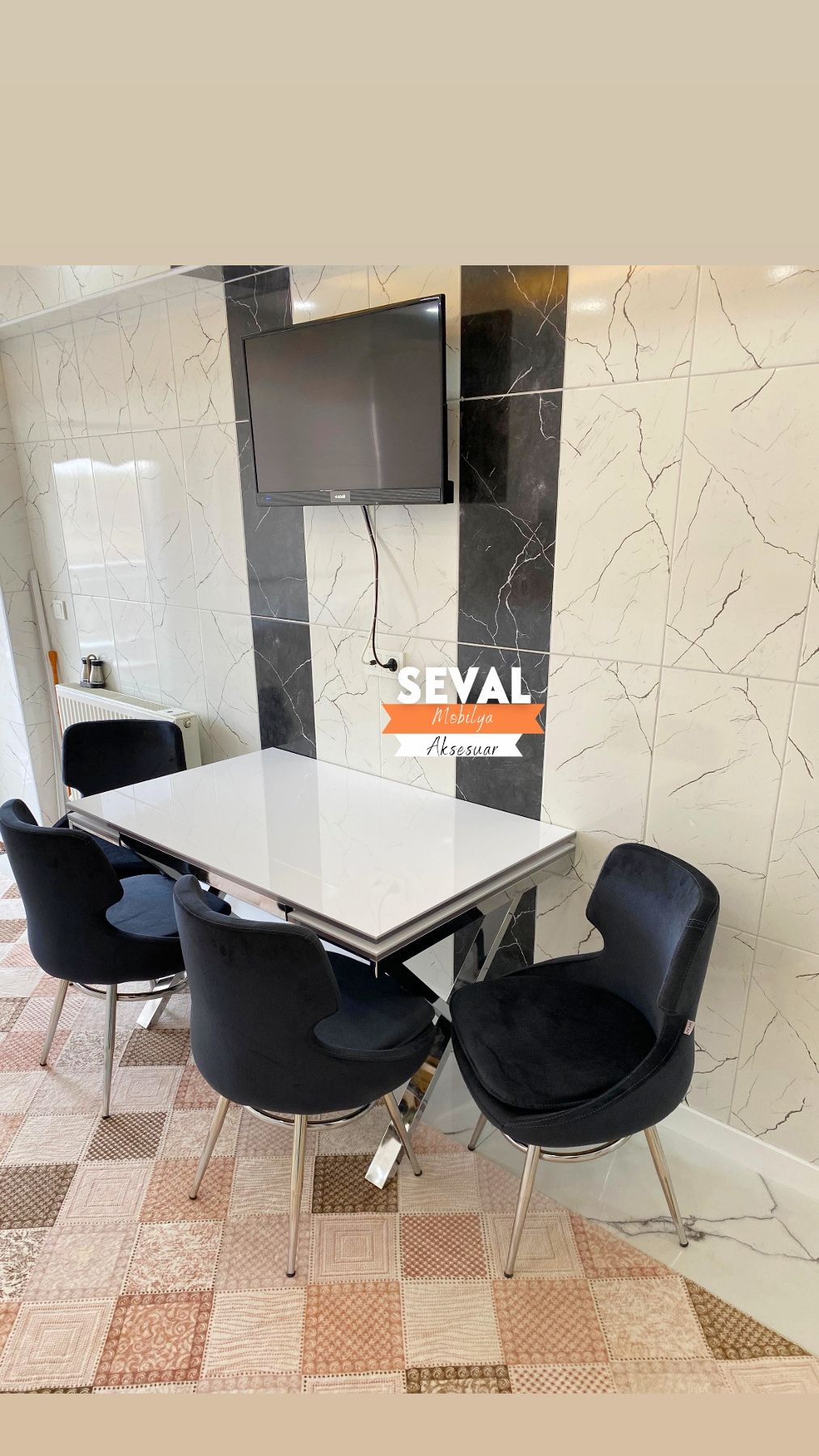 Beyaz X Açılır Masa + Adasan Sandalye Takımı