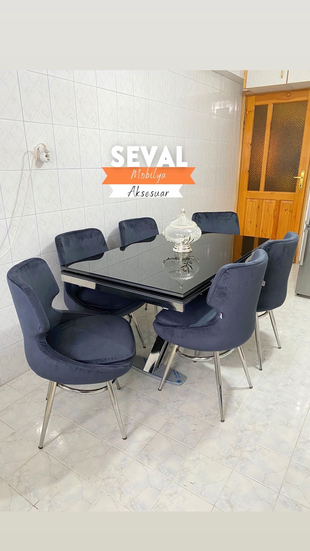 Siyah X Açılır Masa + Adasan Sandalye Takımı (Krom Kaplama)