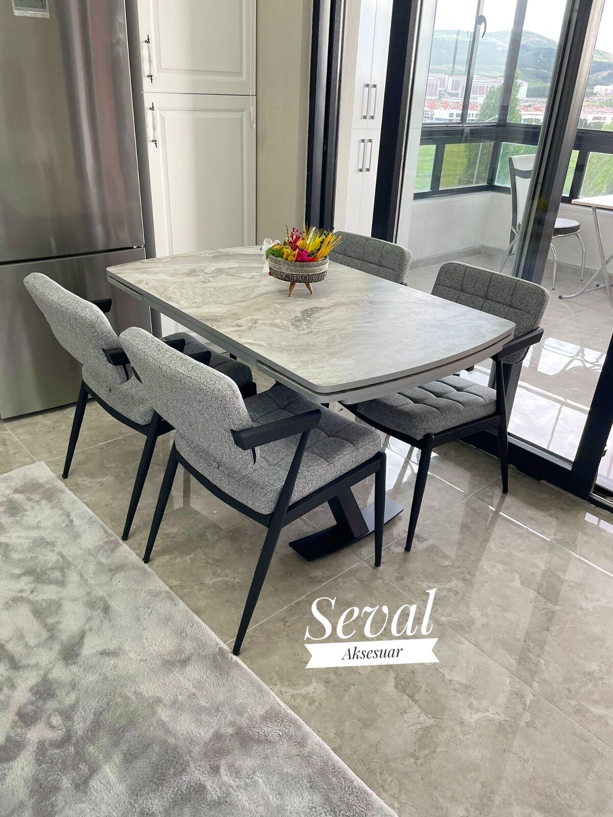 Gri Mermer Gold Masa + Klas Sandalye Takımı