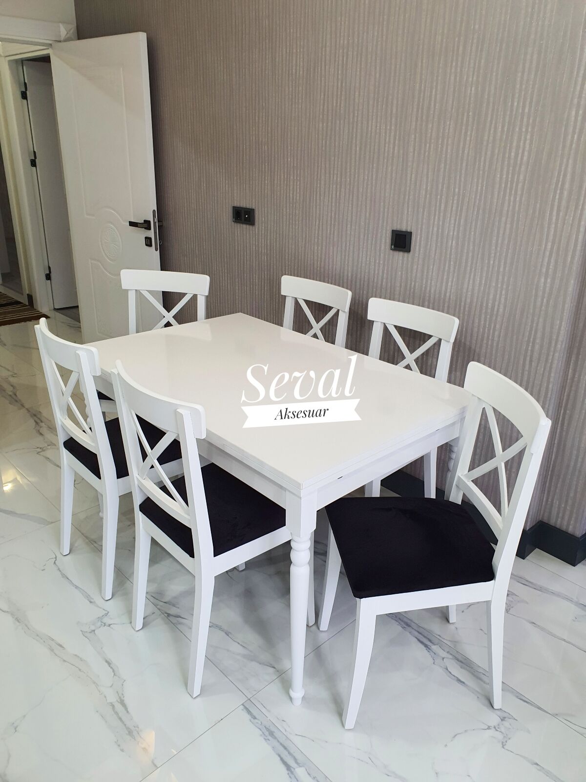 Beyaz Seval Ahşap X Takım