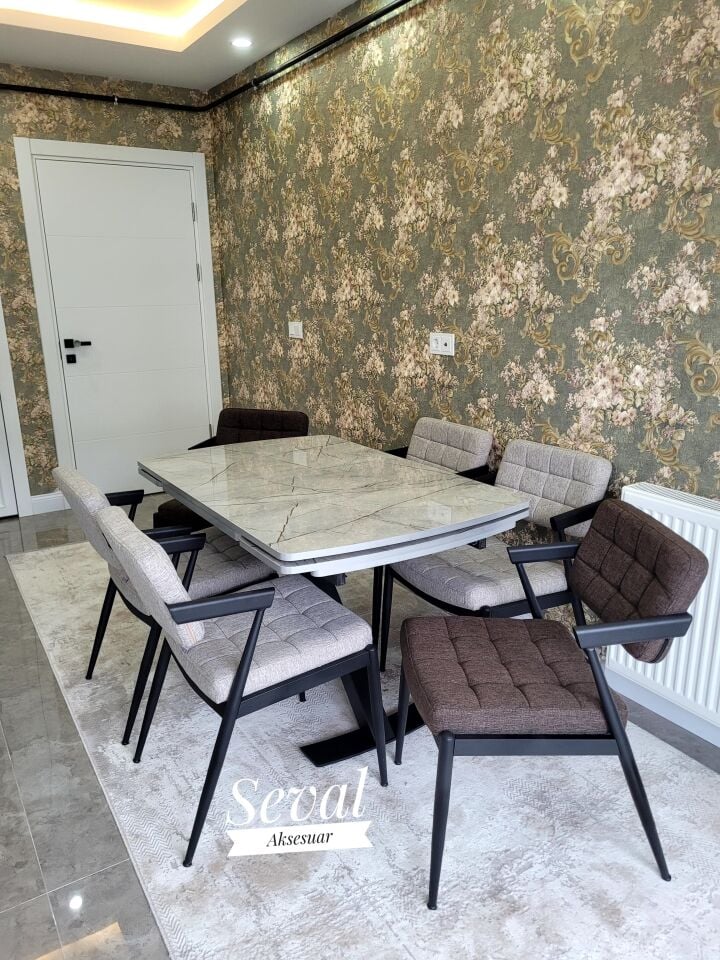 Lagina Gold Açılır Masa + Klas Sandalye Takımı