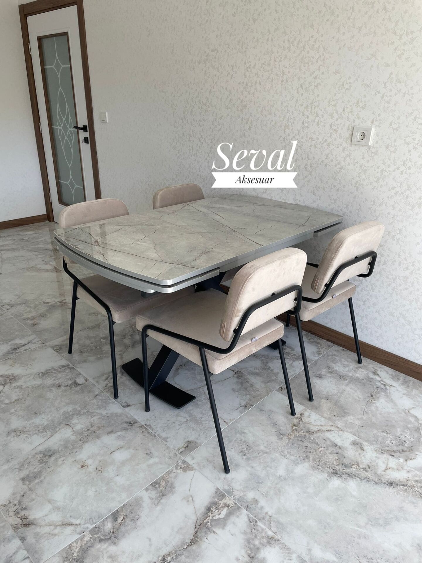 Lagina Gold Açılır Masa + Maya Sandalye Takımı