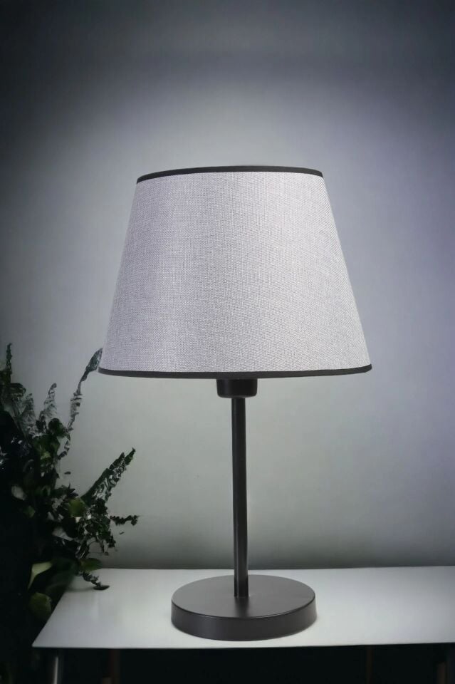 Ala Siyah Piramit Hasır Gri Abajurlu Masa Lambası