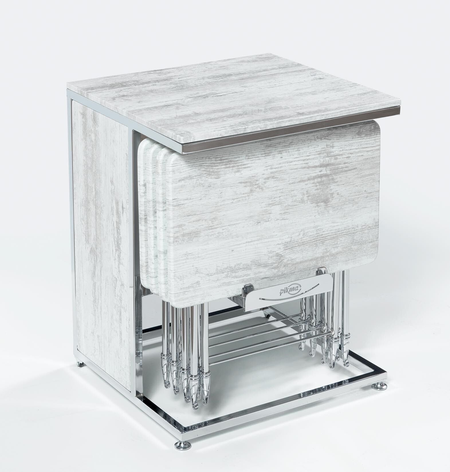 Medusa Yan Sehpa Kristal