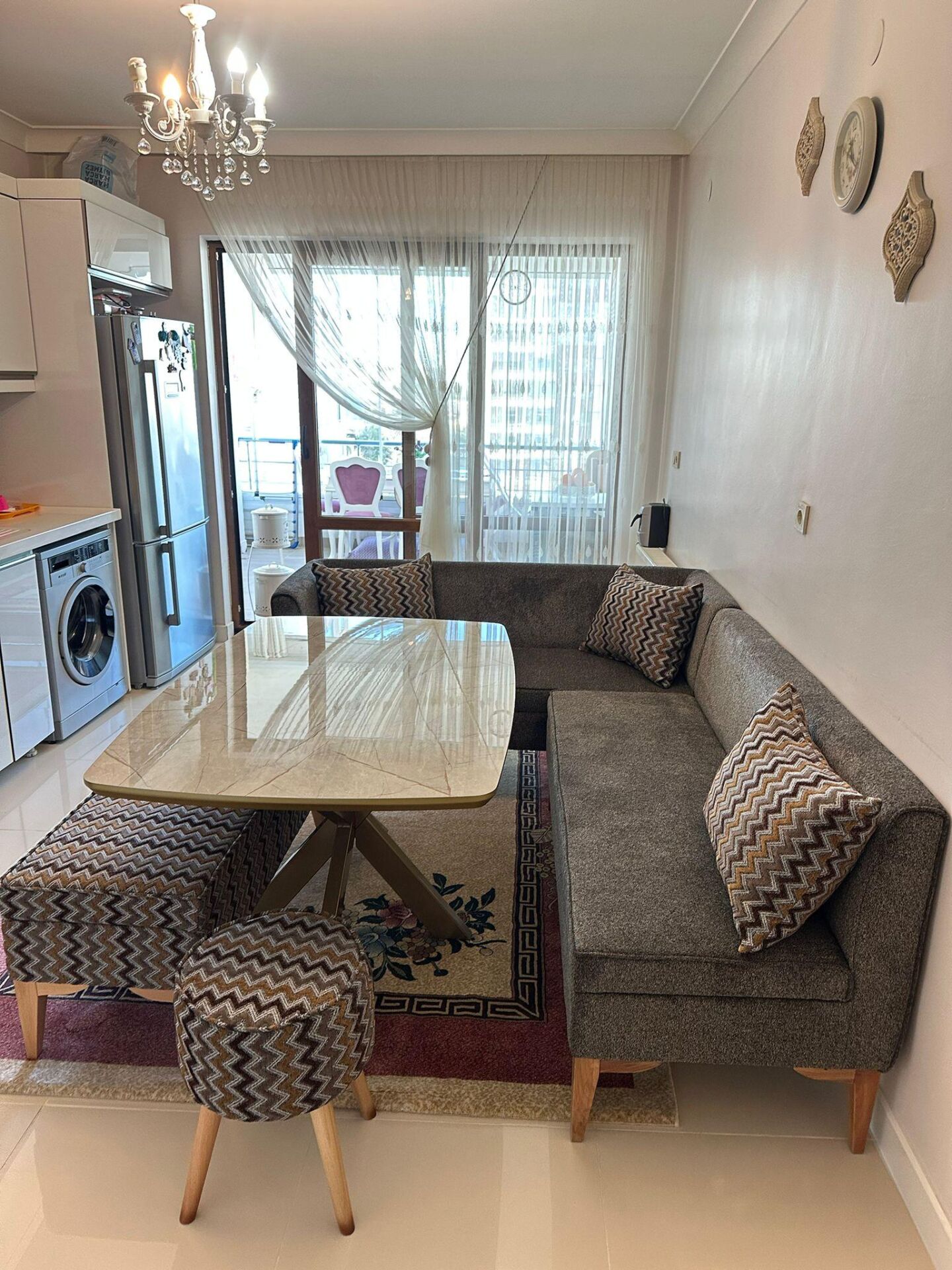 Nil Köşe Takımı (Suzi)