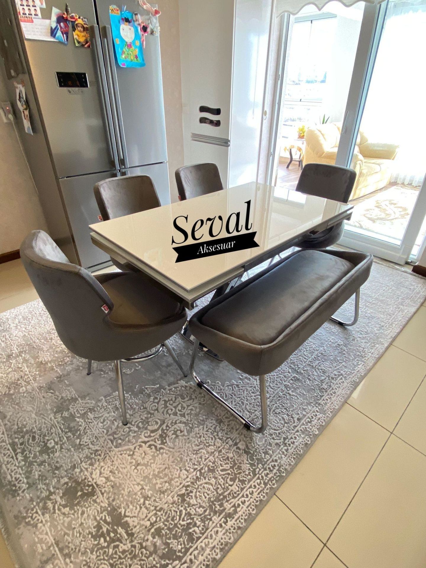 Beyaz X Masa + Adasan Sandalye Takımı