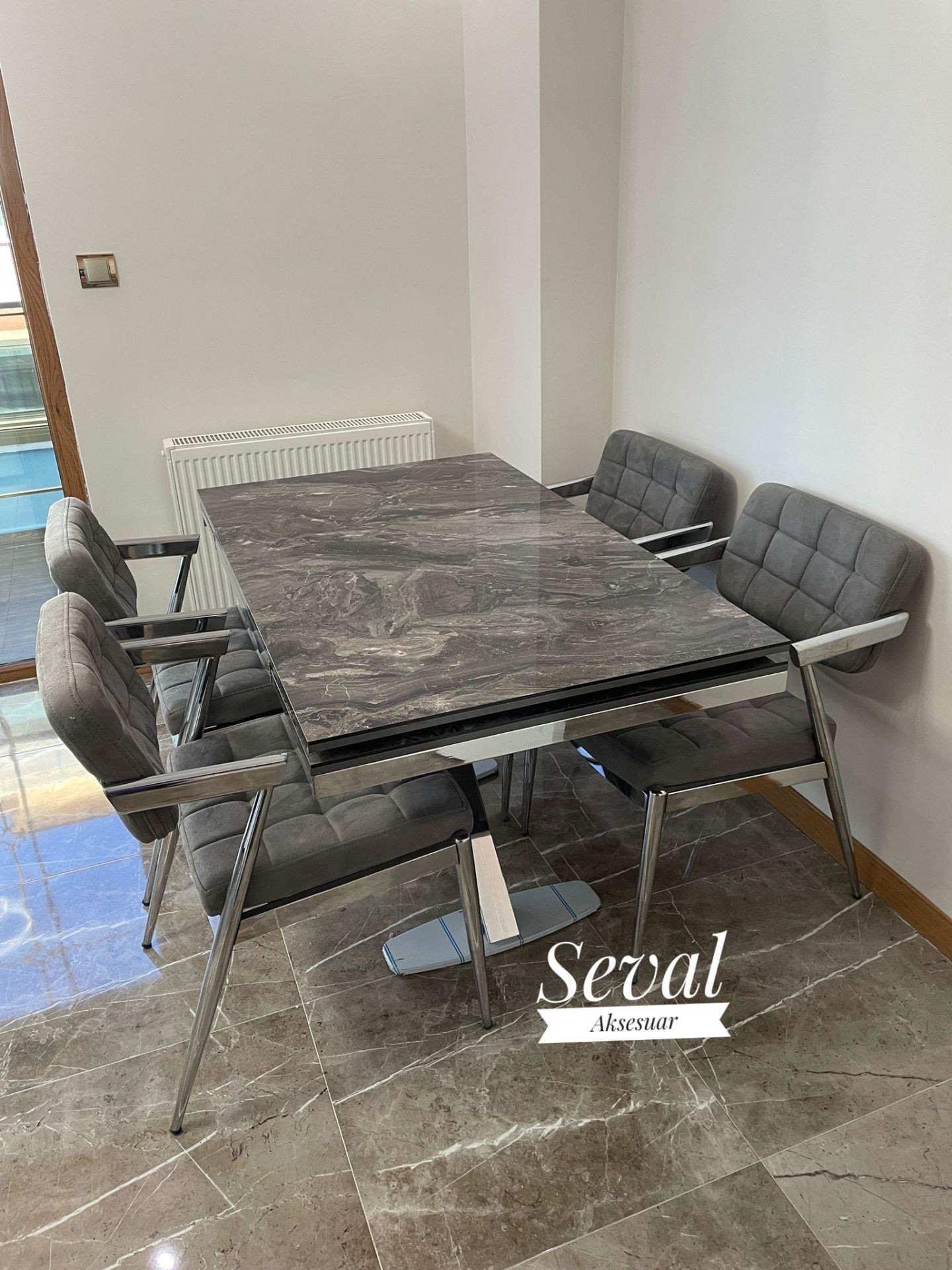 Cosmos X Masa + Klas Sandalye Takımı (Krom Kaplama)