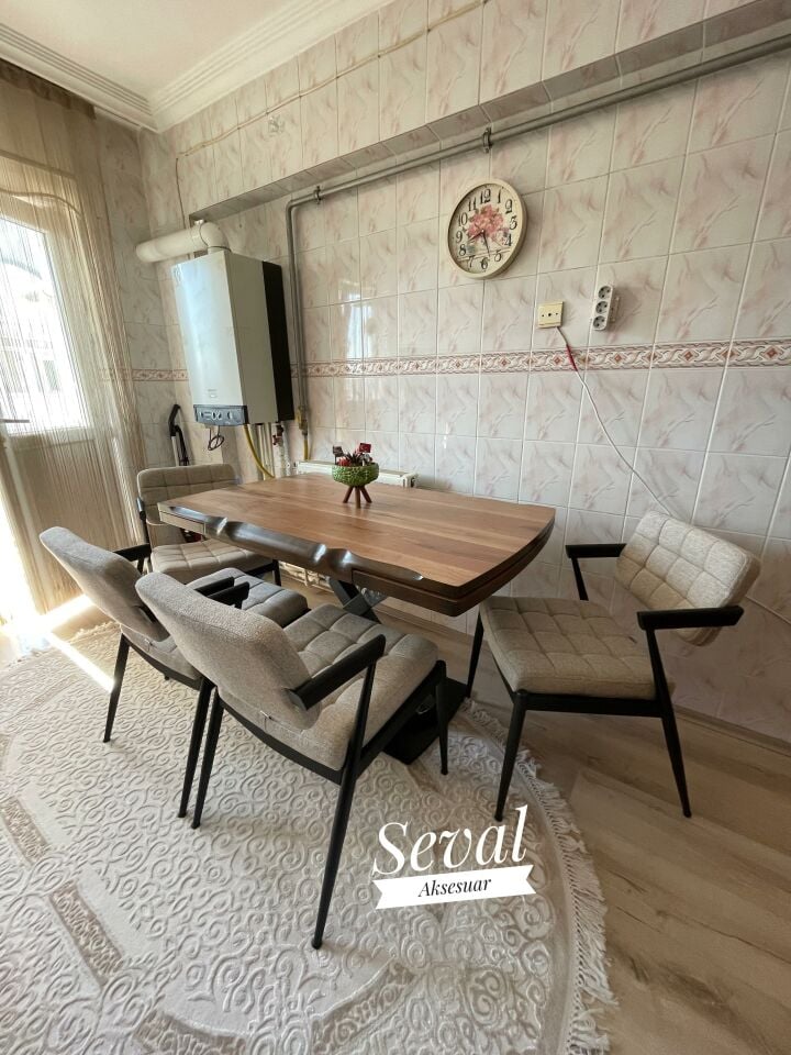 Kütük Açılır Masa + Klas Sandalye Takımı