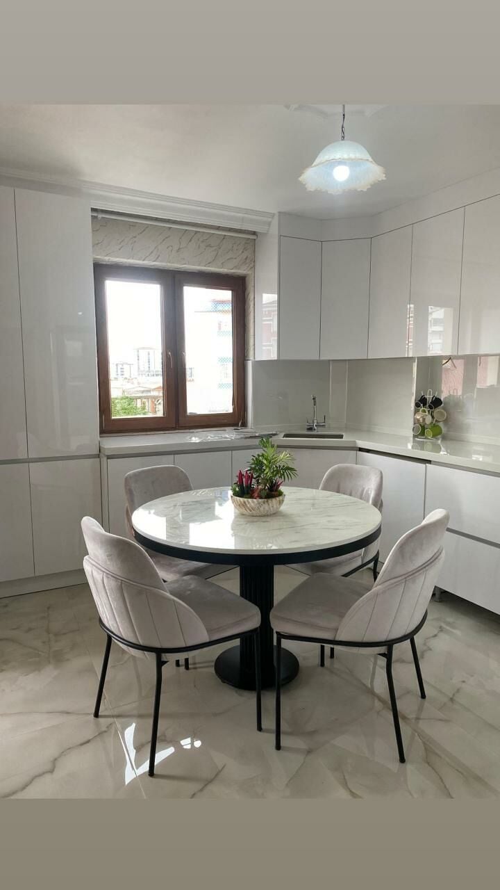 Marmo Poyraz Masa + Buse Sandalye Takımı