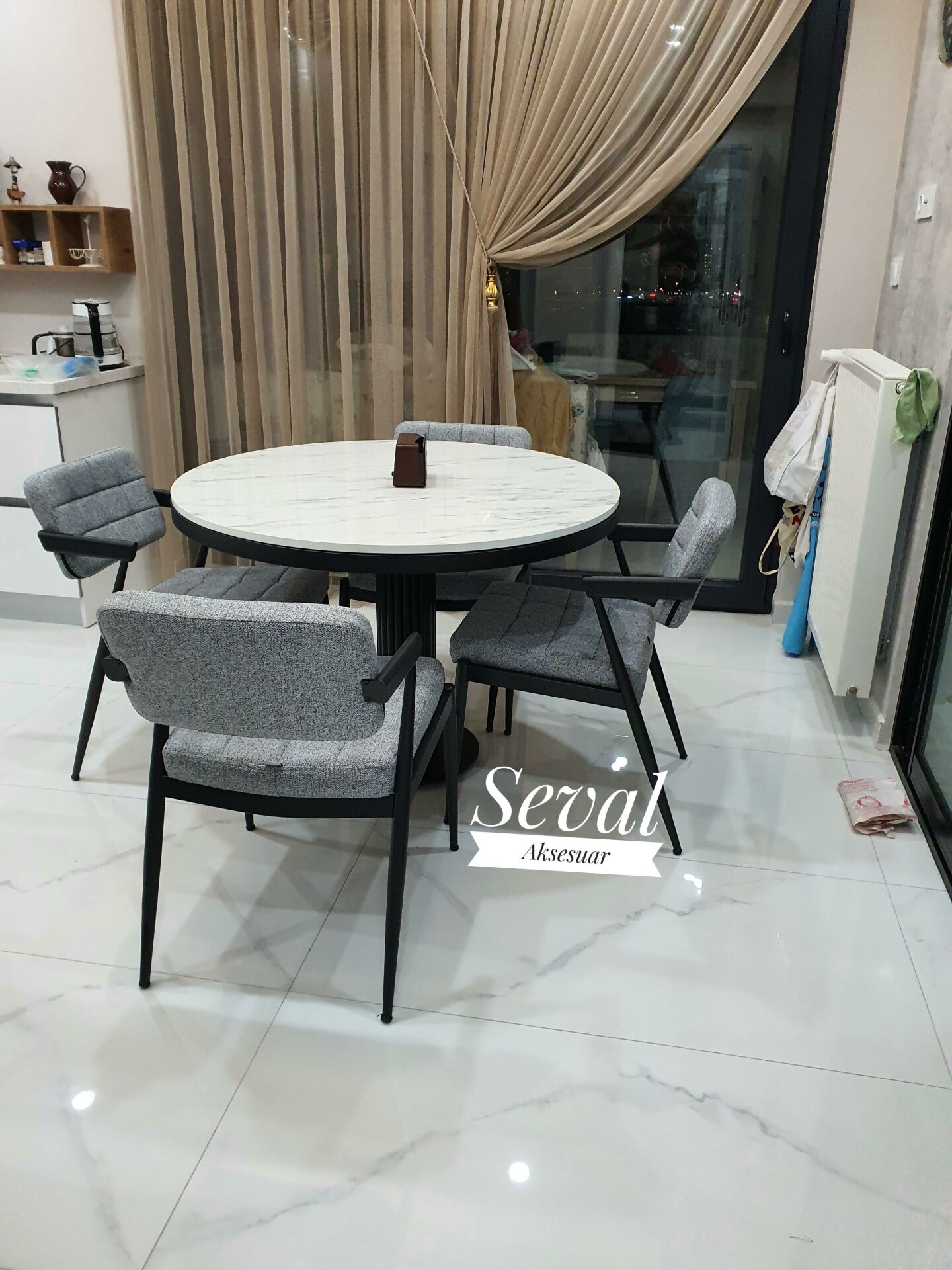 Marmo Poyraz Masa + Klas Sandalye Takımı