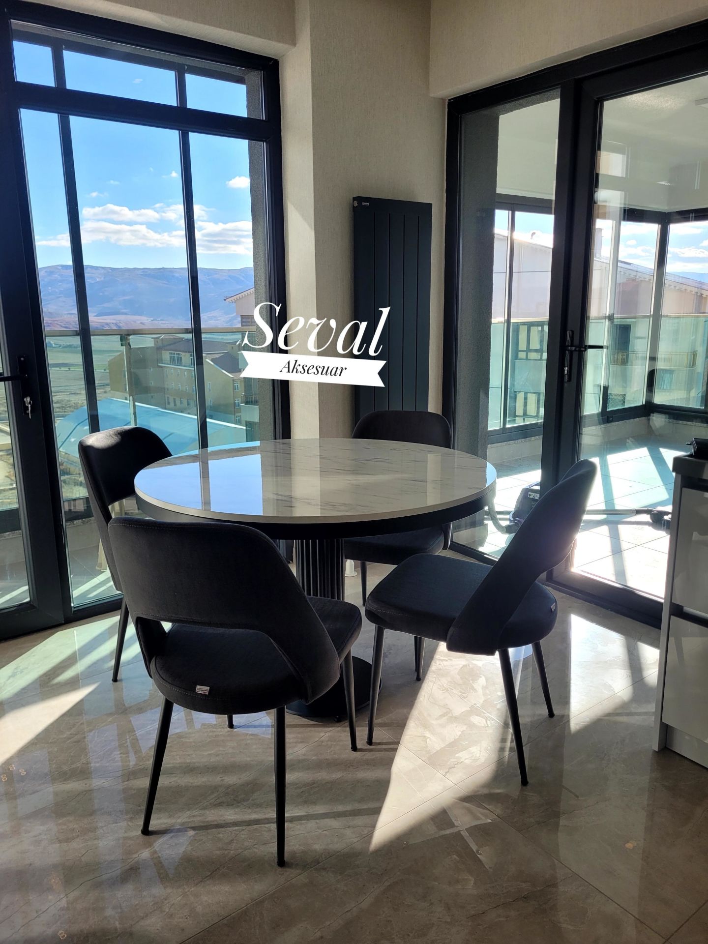 Marmo Poyraz Masa + Soft Sandalye Takımı