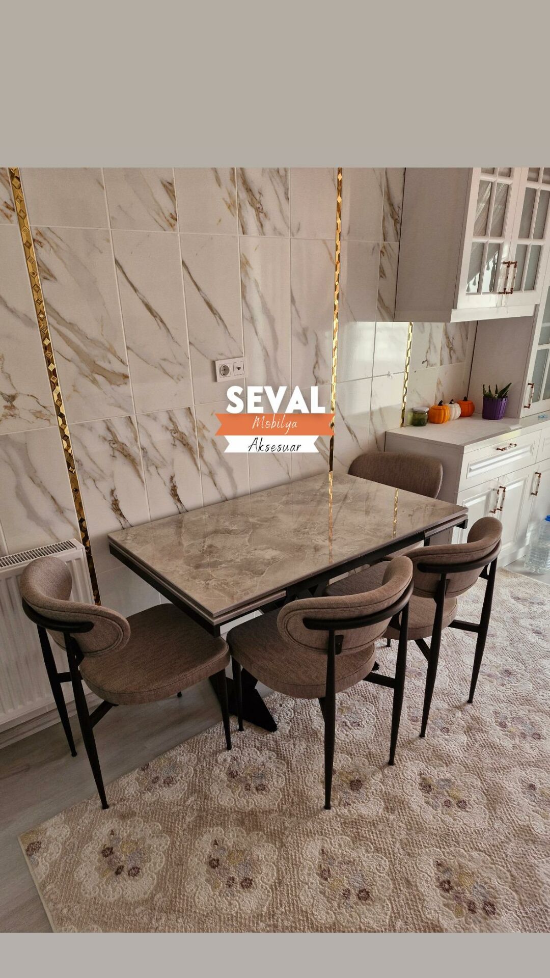 Rampla X Masa + Roza Sandalye Takımı