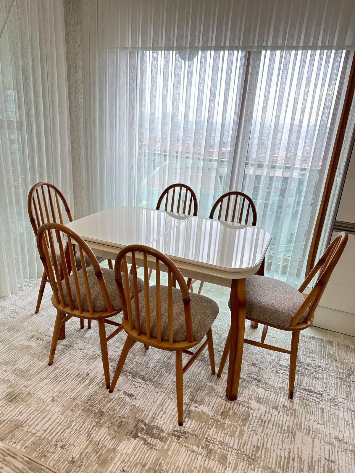 Krem Talha Masa + Amerikan Sandalye Takımı