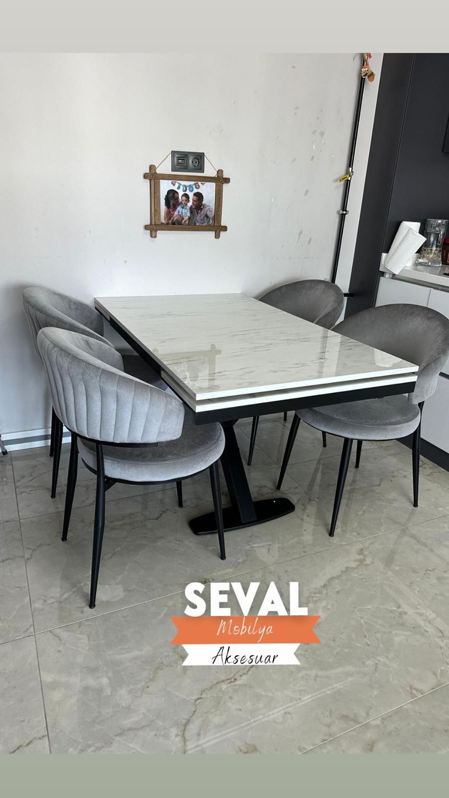 Rampla İkon Açılır Masa + Ay Sandalye Takımı