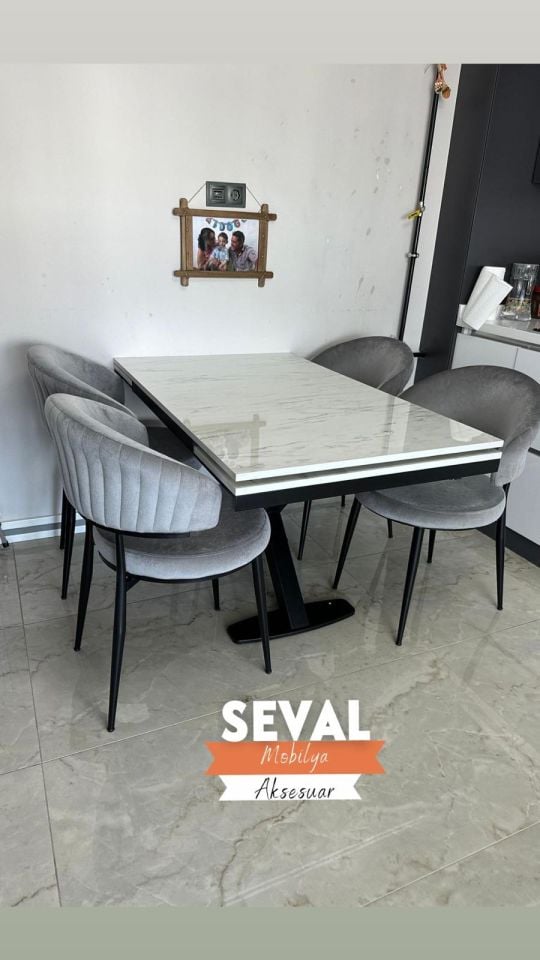 Rampla İkon Açılır Masa + Ay Sandalye Takımı