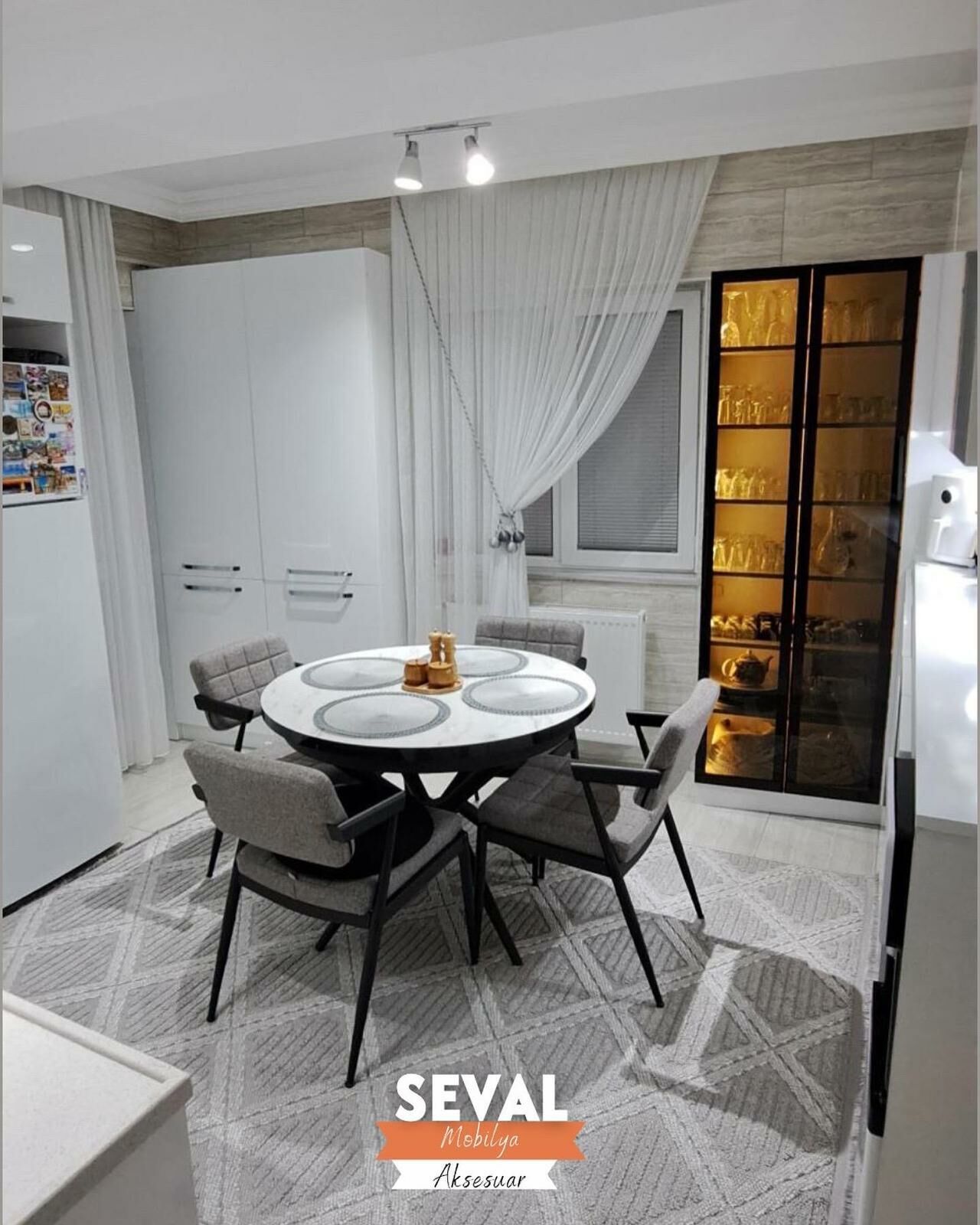 Marmo Nova Masa + Klas Sandalye Takımı