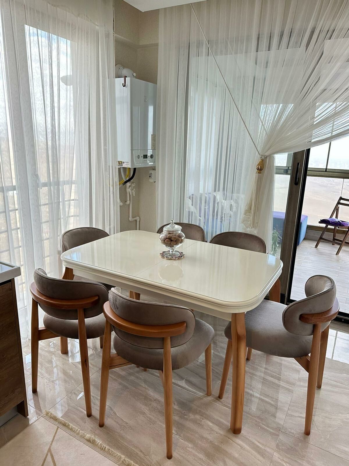 Krem Talha Masa + Polo Sandalye Takımı