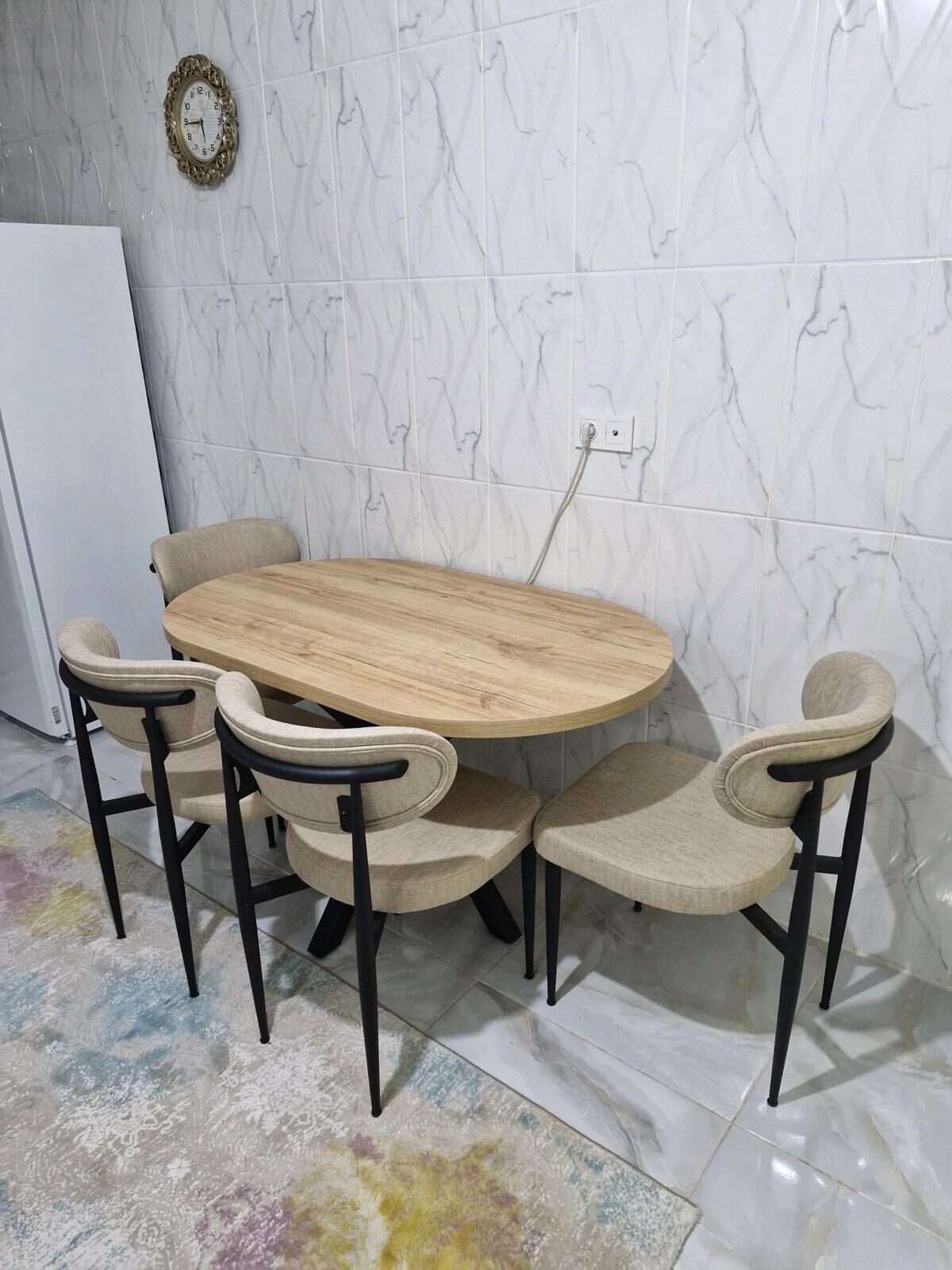 Savano Oval Yıldız Masa + Roza Sandalye Takımı