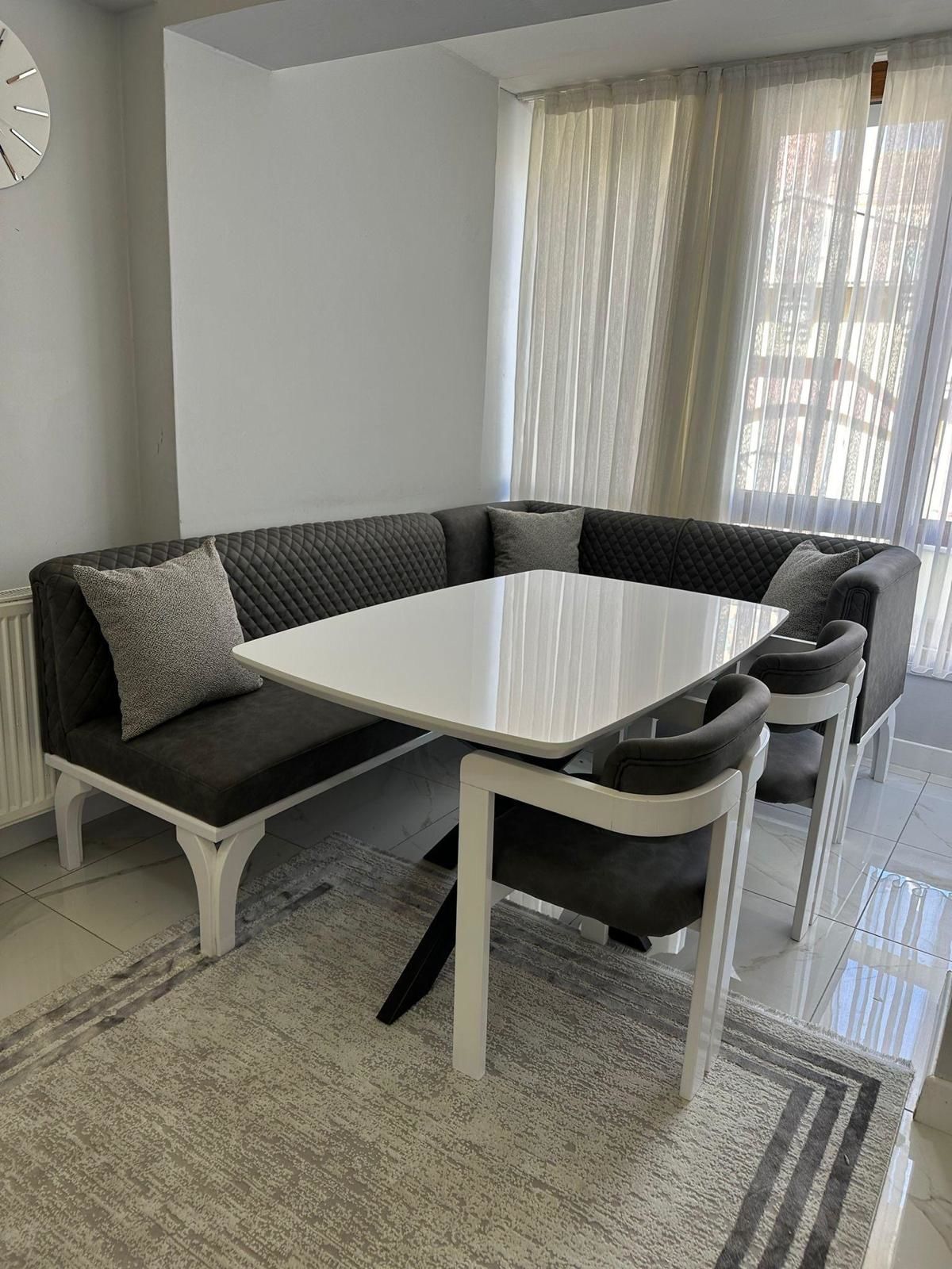 Stil Köşe Takımı